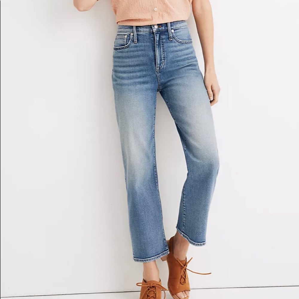 Madewell High-Waist Wide Leg Crop in Reggie Wash